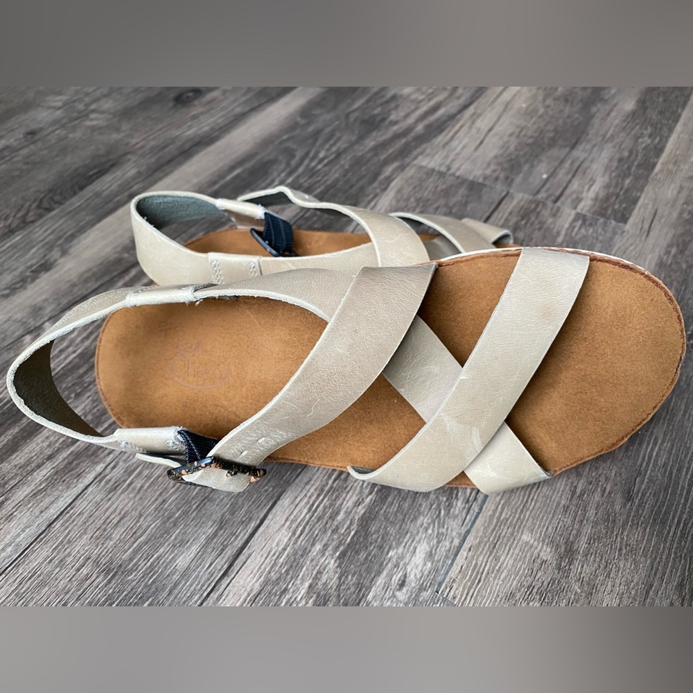 Chaco Women's Beige Strappy Sandals Size 6 - Picture 8 of 9